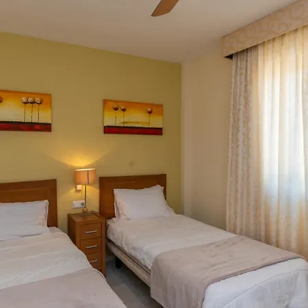 Casa Maryna Calahonda 公寓
